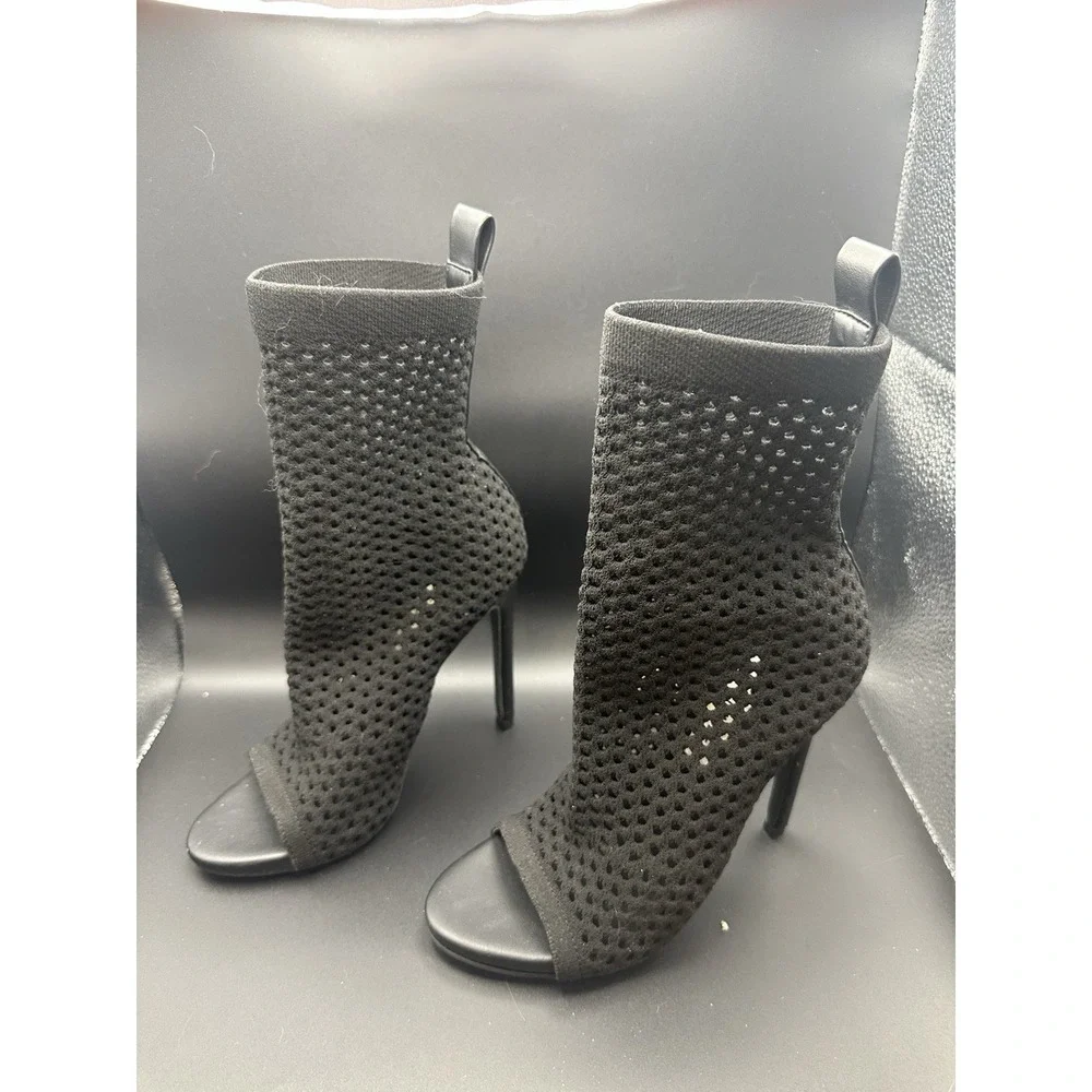 Steve‎ Madden Evelina Knit Booties Black Womens Size 5.5